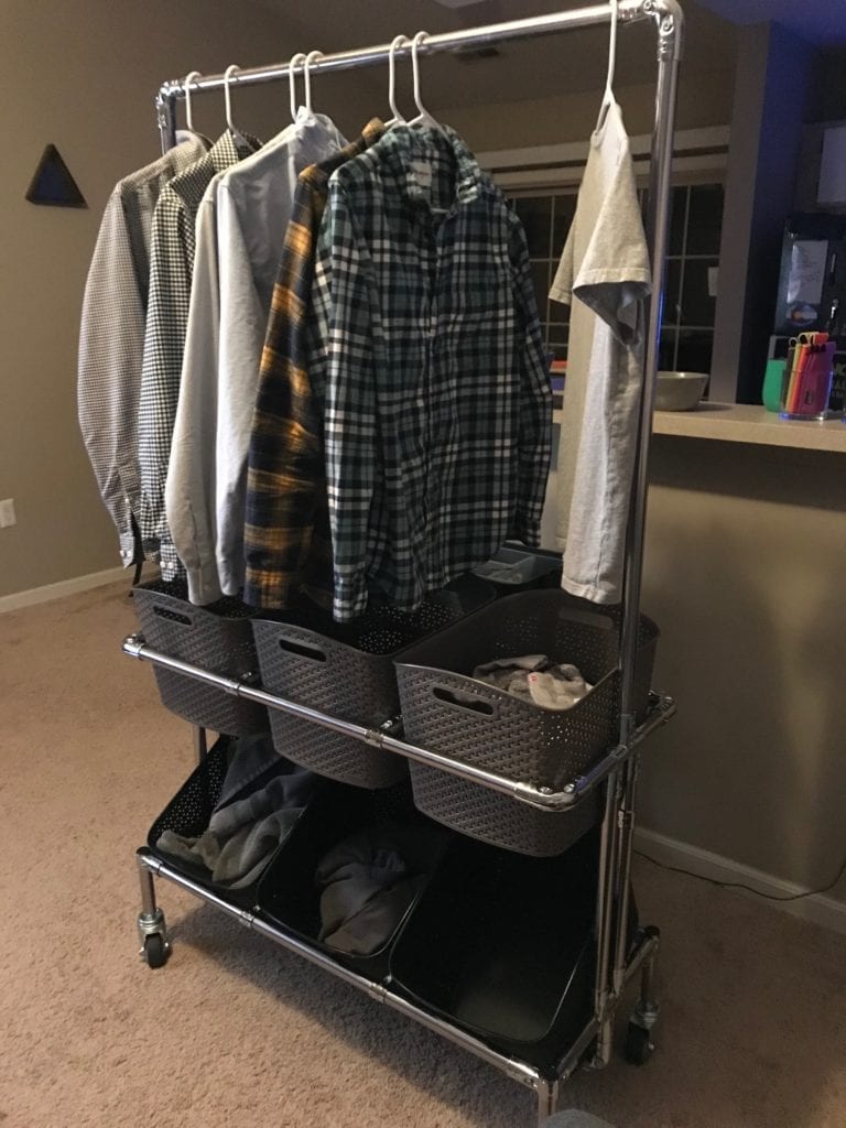 Clothing rack