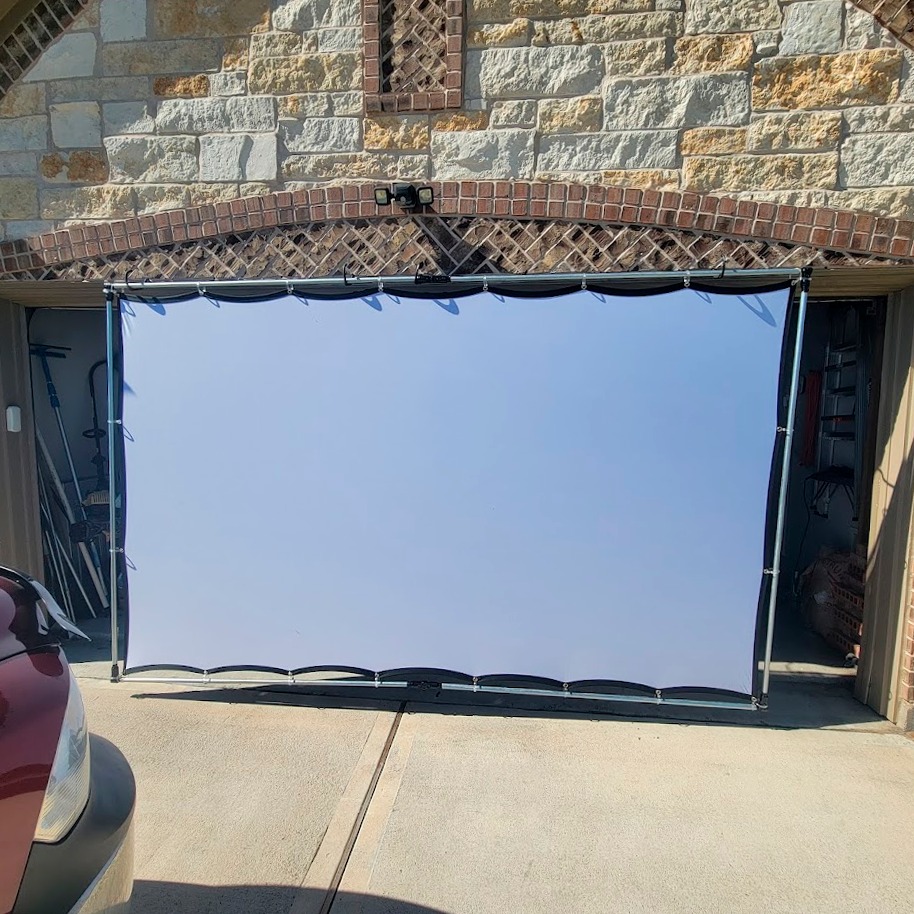 Outdoor projector screen